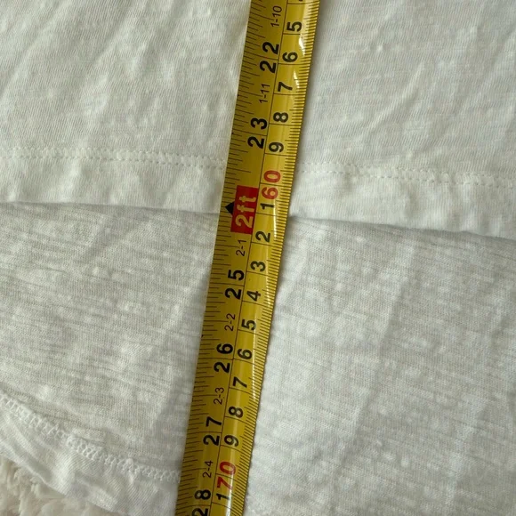 Chicos 2 Size Large The Ultimate Tee White Shirt Sleeve E32 - Picture 4 of 5